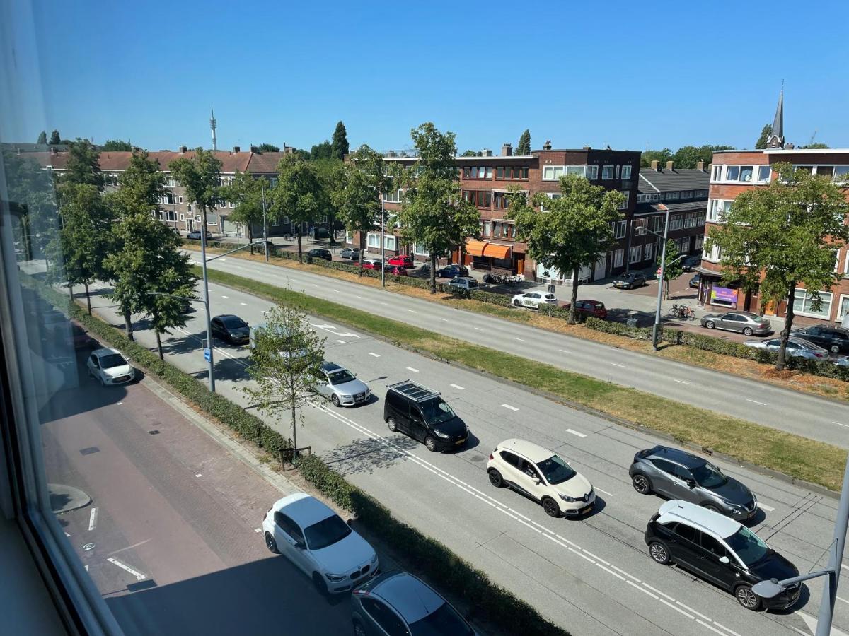 Sunny And Spacious Apartment Rotterdam Exteriör bild