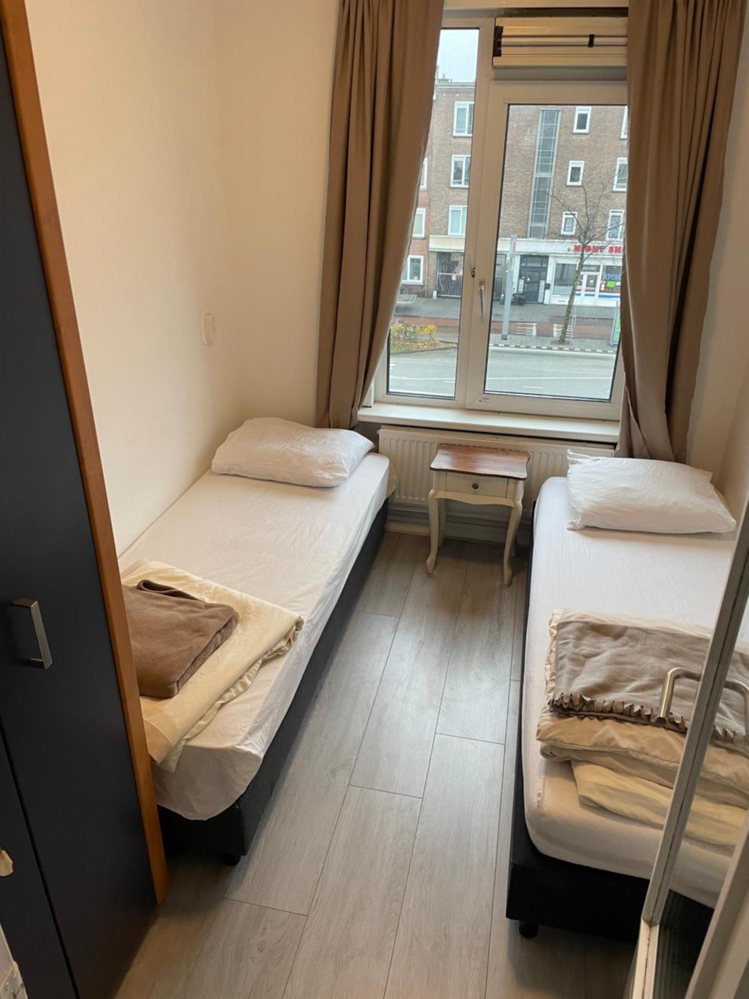 Sunny And Spacious Apartment Rotterdam Exteriör bild